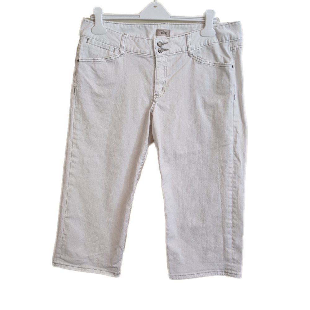 Gap 14 White Jean Capris